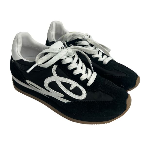 GUESS Black Sneakers Size 5 Skroll Logo Applique Low Profile Jogger Trainers - Picture 1 of 9